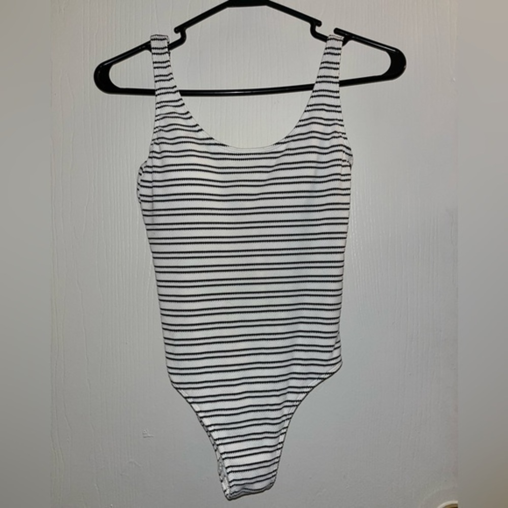 Abercrombie & Fitch Swimsuit Size S Small Navy & White Stripe Low Back One Piece